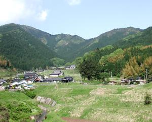 故郷の能座地区