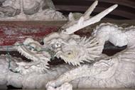 向拝の龍