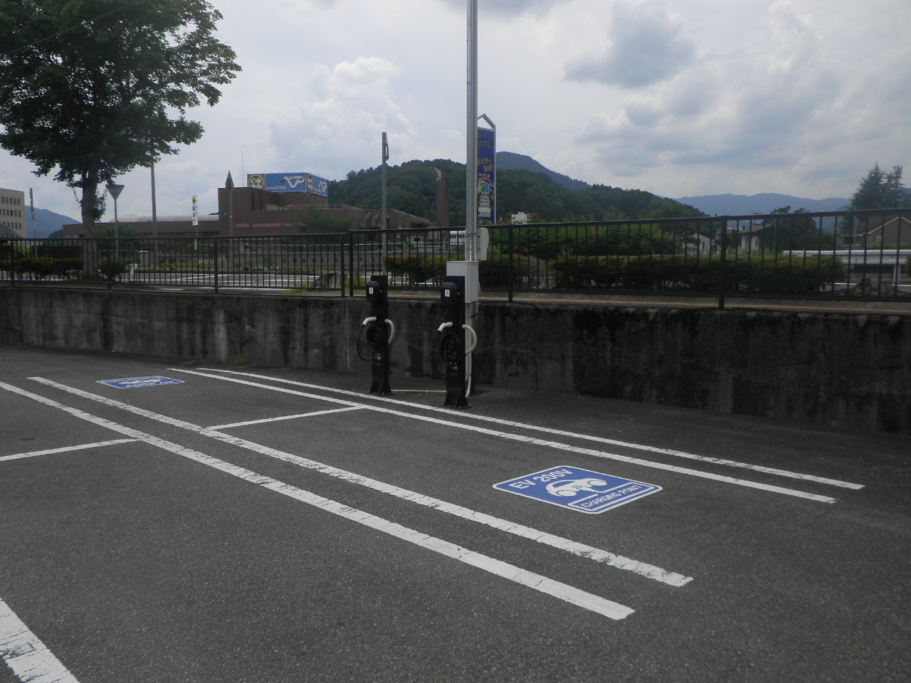EV充電器 養父市役所本庁前駐車場