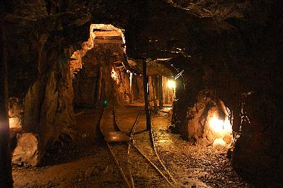 明延鉱山探検坑道