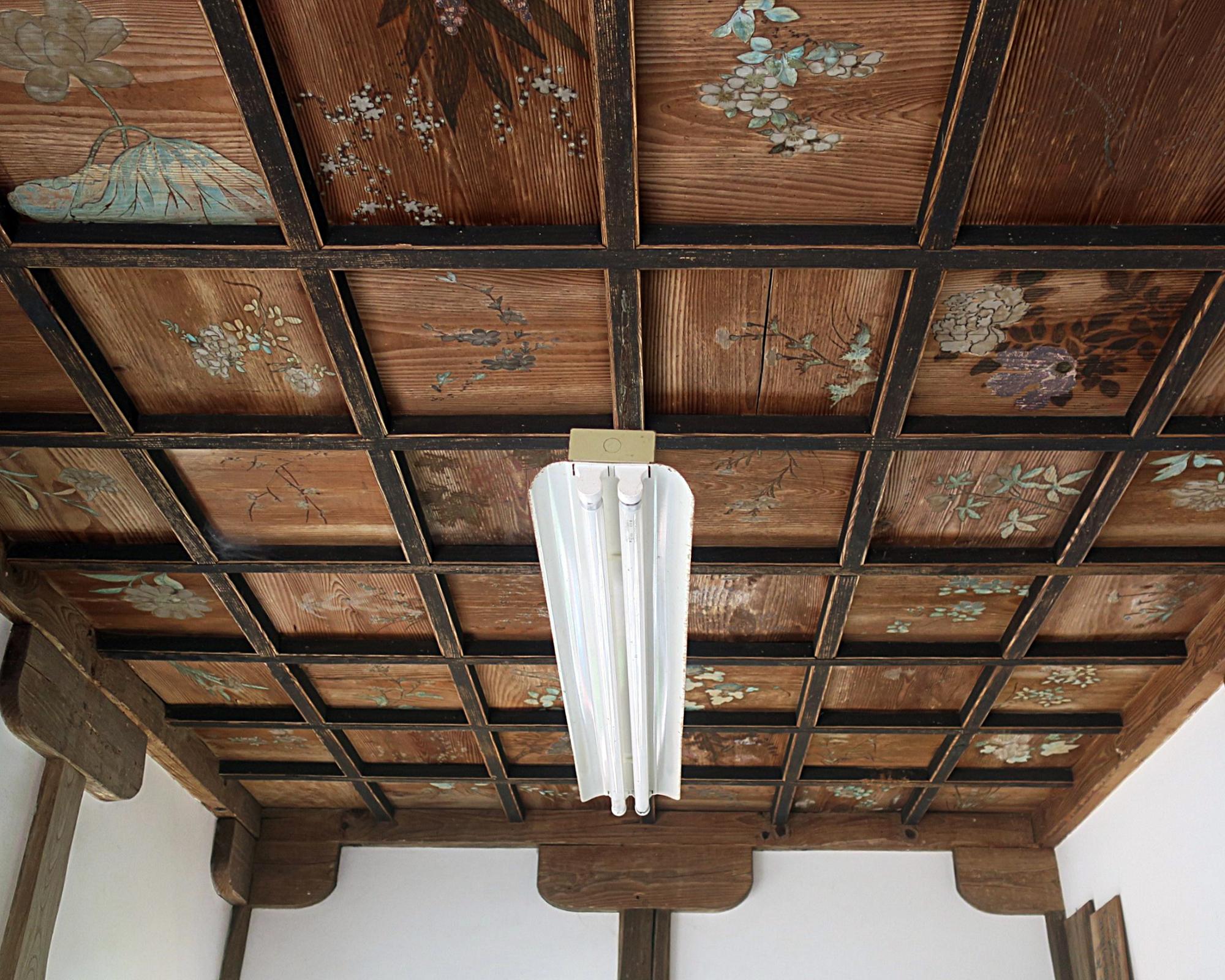 天井に描かれた絵