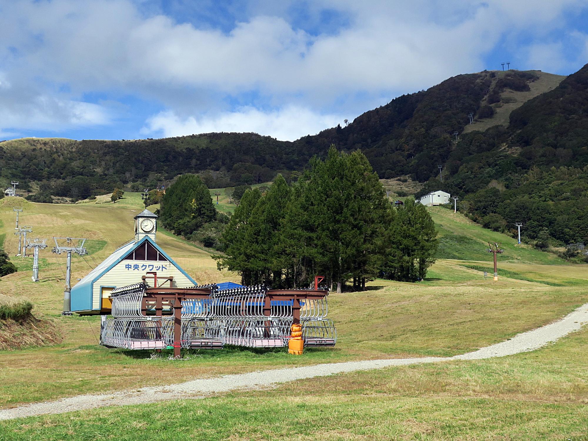 ハチ高原スキー場のリフト
