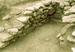 竪穴系横口式石室