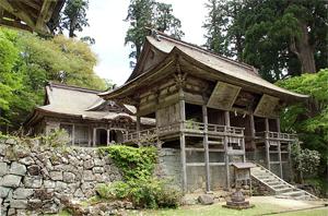 名草神社本殿と拝殿