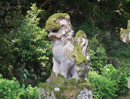 関神社の狛犬