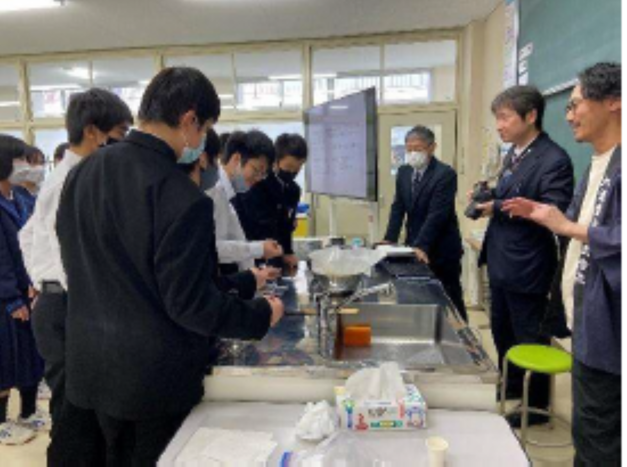 大徳醤油でのワークショップの様子（2）