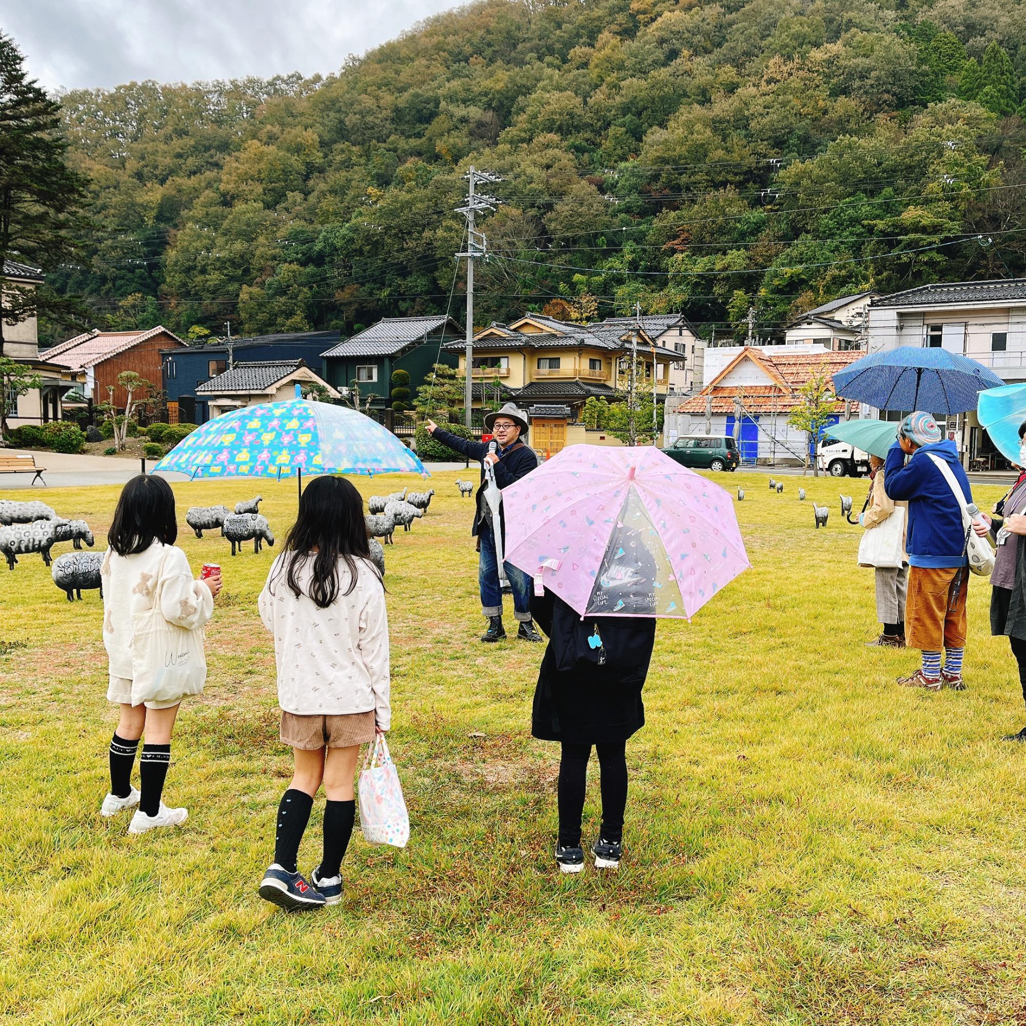 アーティストトークの様子